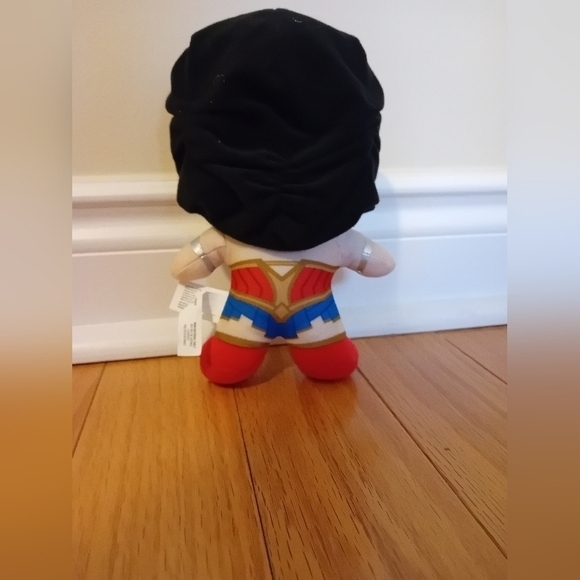 WW84 Wonder Woman Theatre Exclusive Cineplex Cinemark‎ Plush Stuffed Toy 8" - Picture 3 of 4